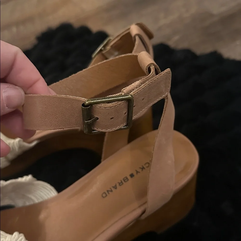 Lucky Brand Women's Crochet Cream and Tan Wedge Sandals